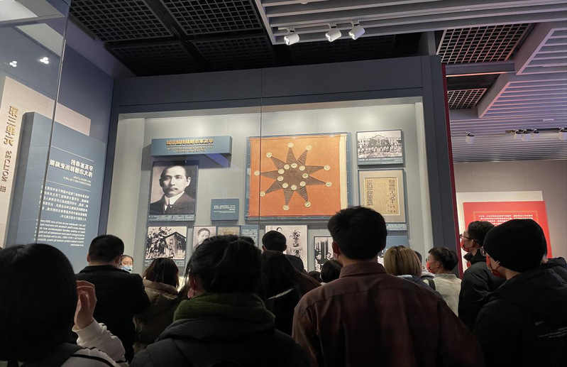 谈球吧平台
