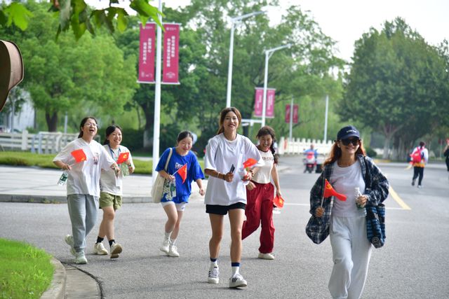 7.jpg 谈球吧加速节点