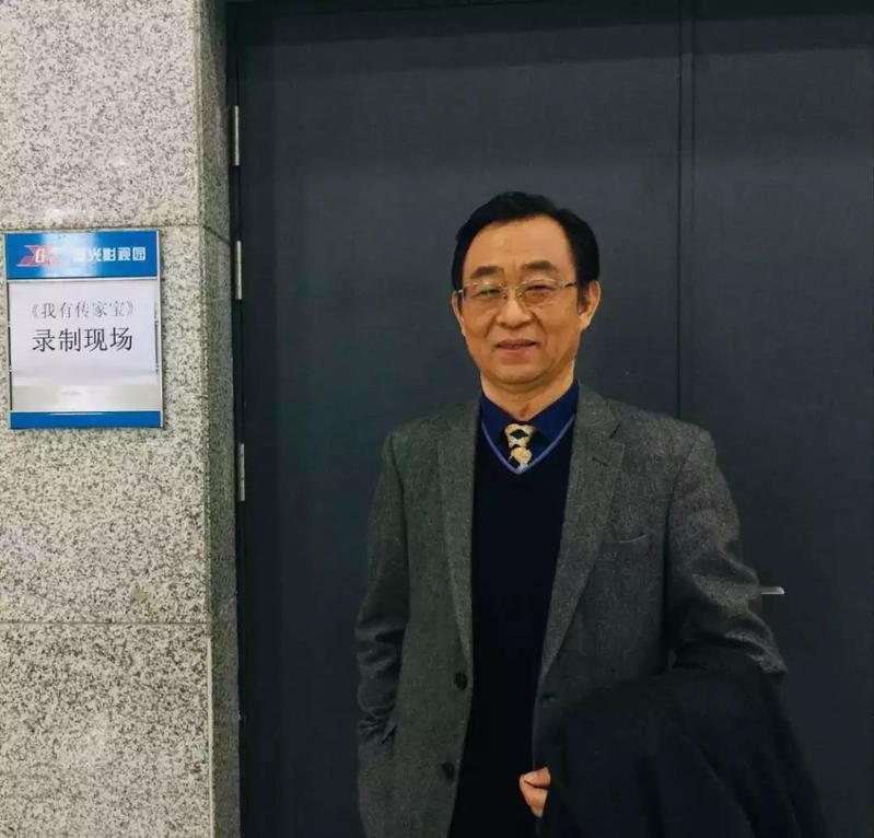 谈球吧平台