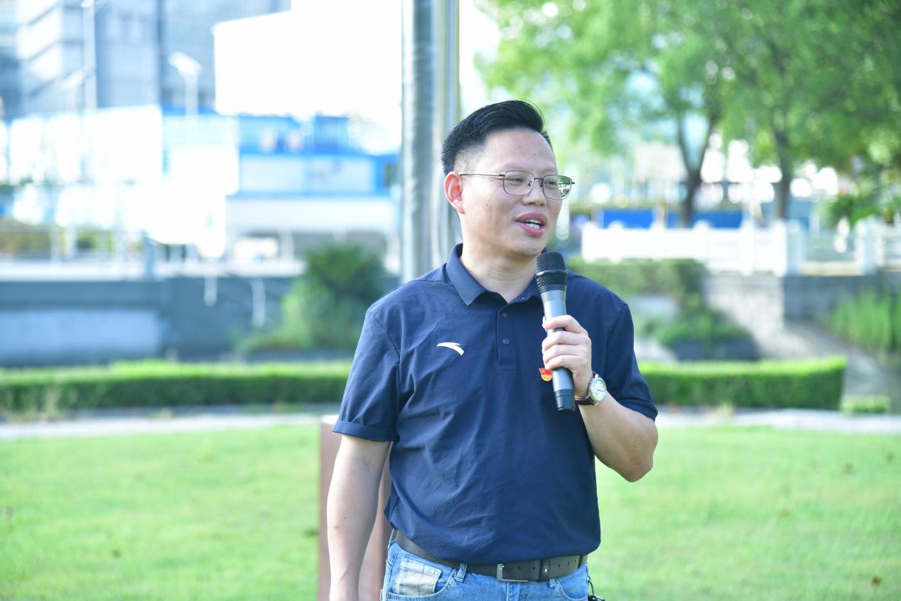 谈球吧稳定线路