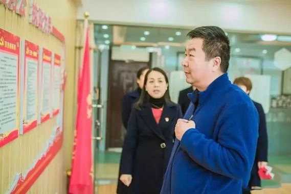 谈球吧APP下载