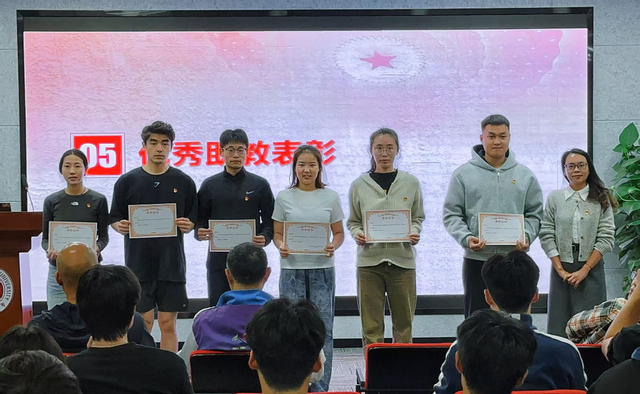 微信图片_20260509153709_3433_2096.png 谈球吧平台