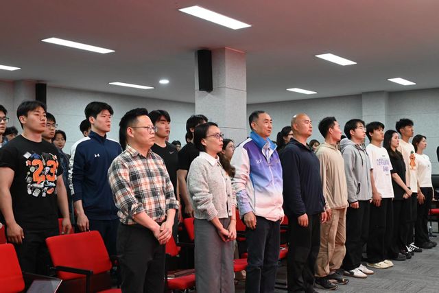 微信图片_20260509153656_3429_2096.jpg 谈球吧APP下载