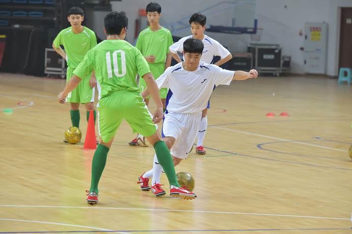 谈球吧欧冠直播