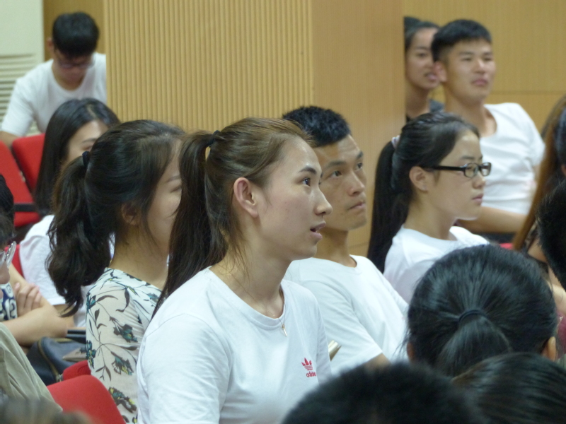 谈球吧指定入口