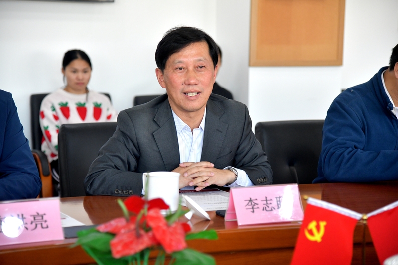 谈球吧稳定线路