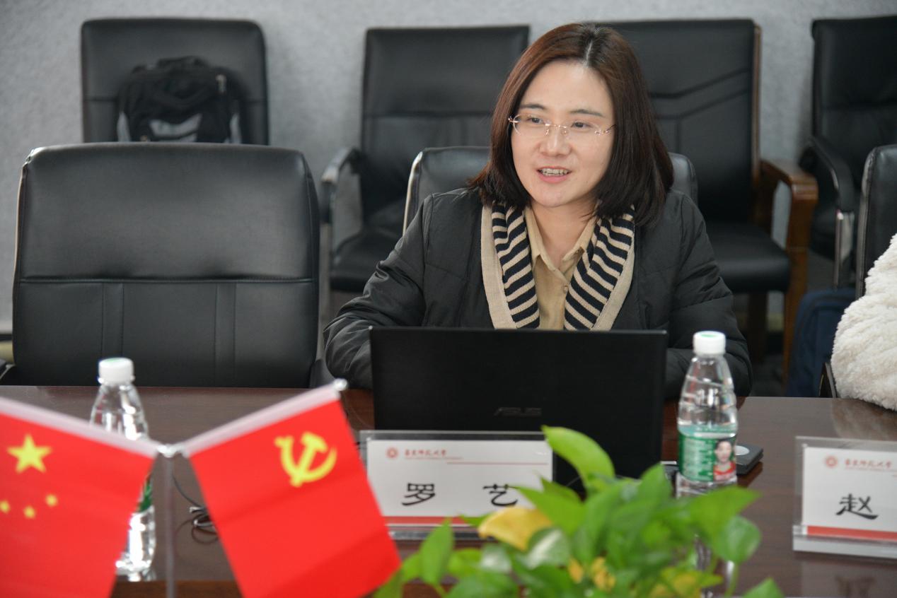 谈球吧备用网址