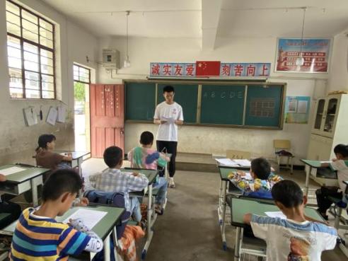 谈球吧APP下载