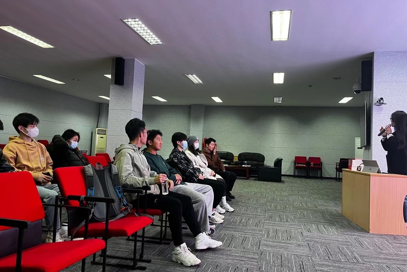 谈球吧赛事资讯平台