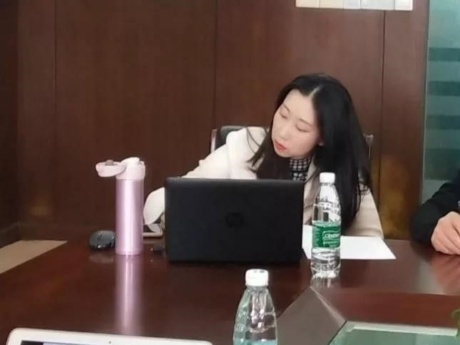 谈球吧直播