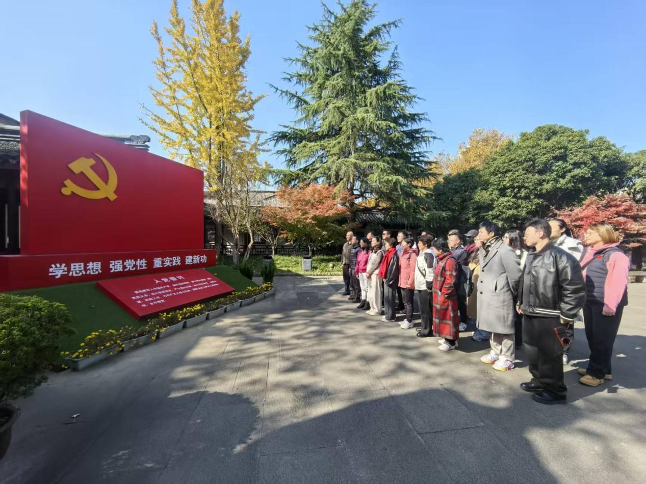 谈球吧官方线路