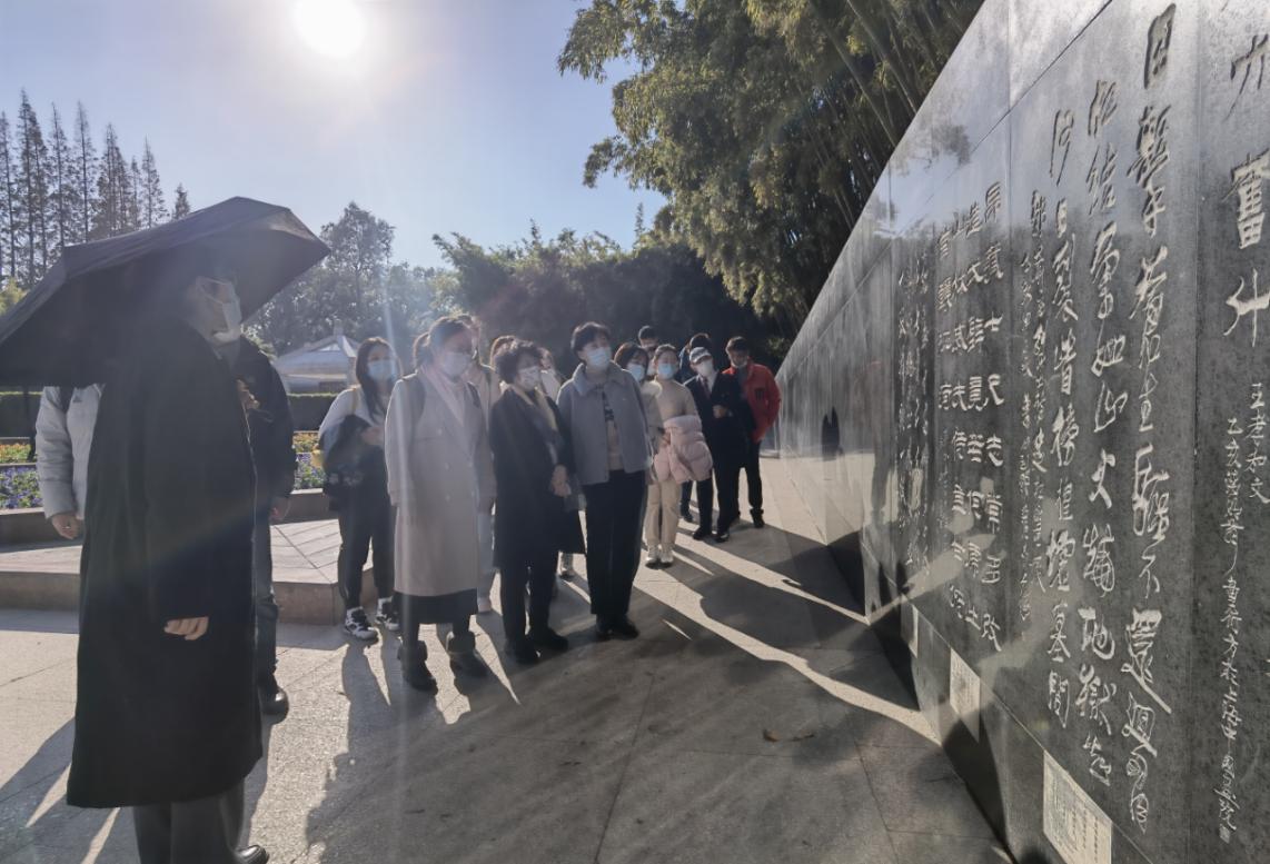 谈球吧欧冠直播