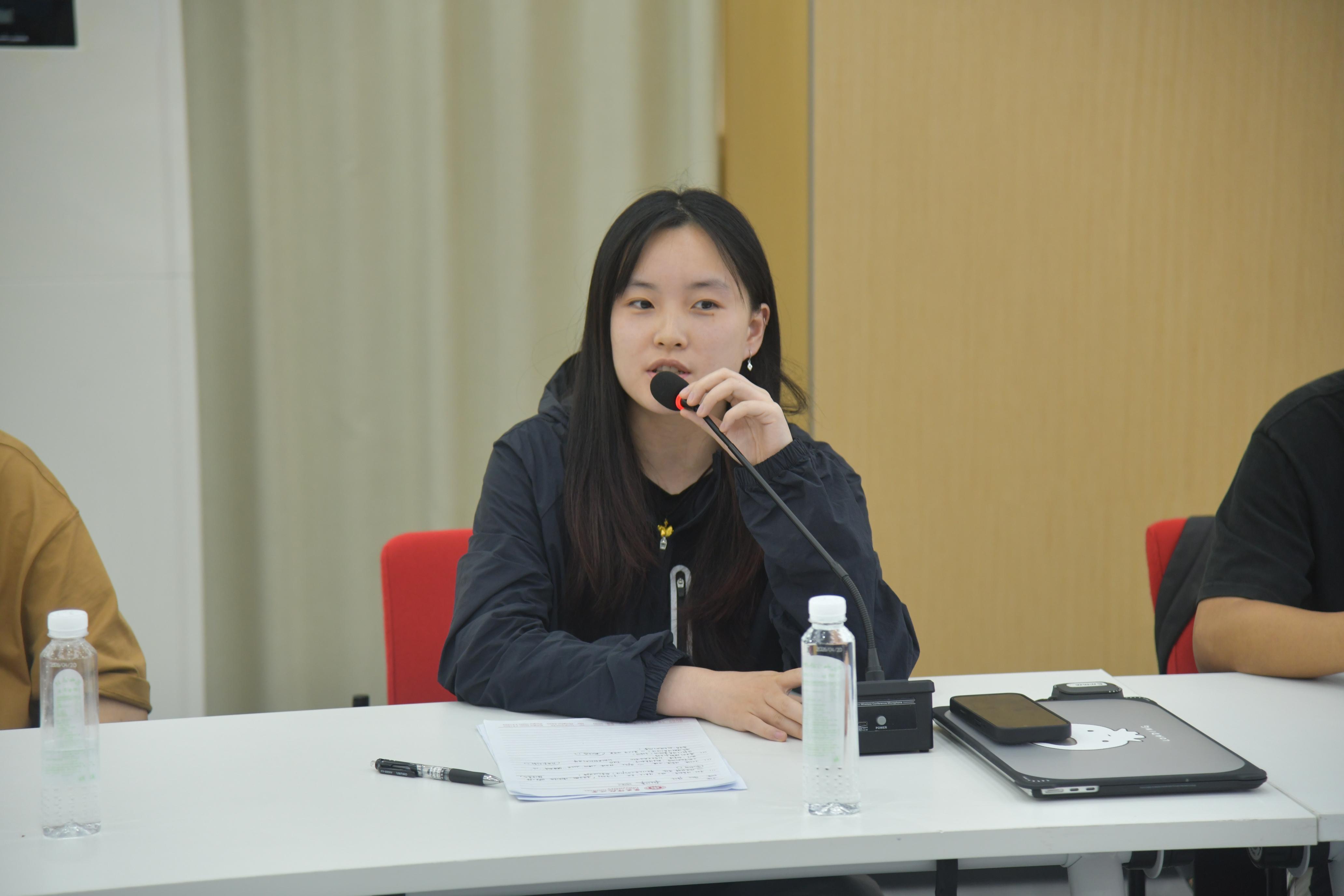 谈球吧备用网址