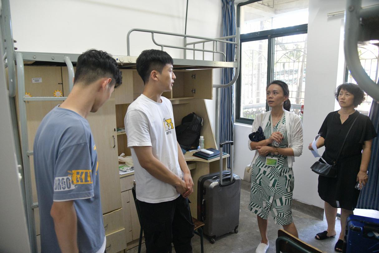 谈球吧官方线路