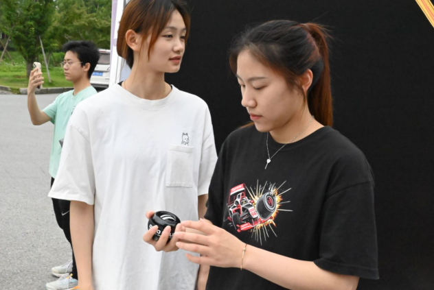 谈球吧客户端