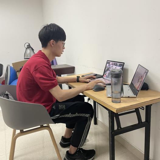 谈球吧平台