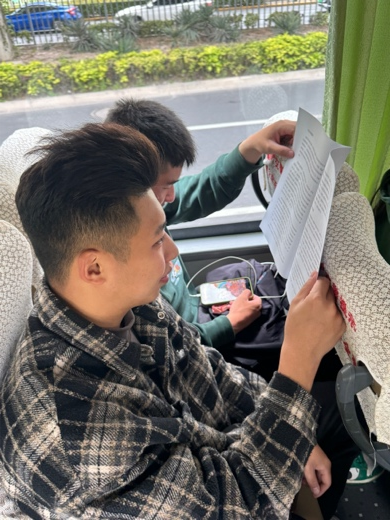 谈球吧平台