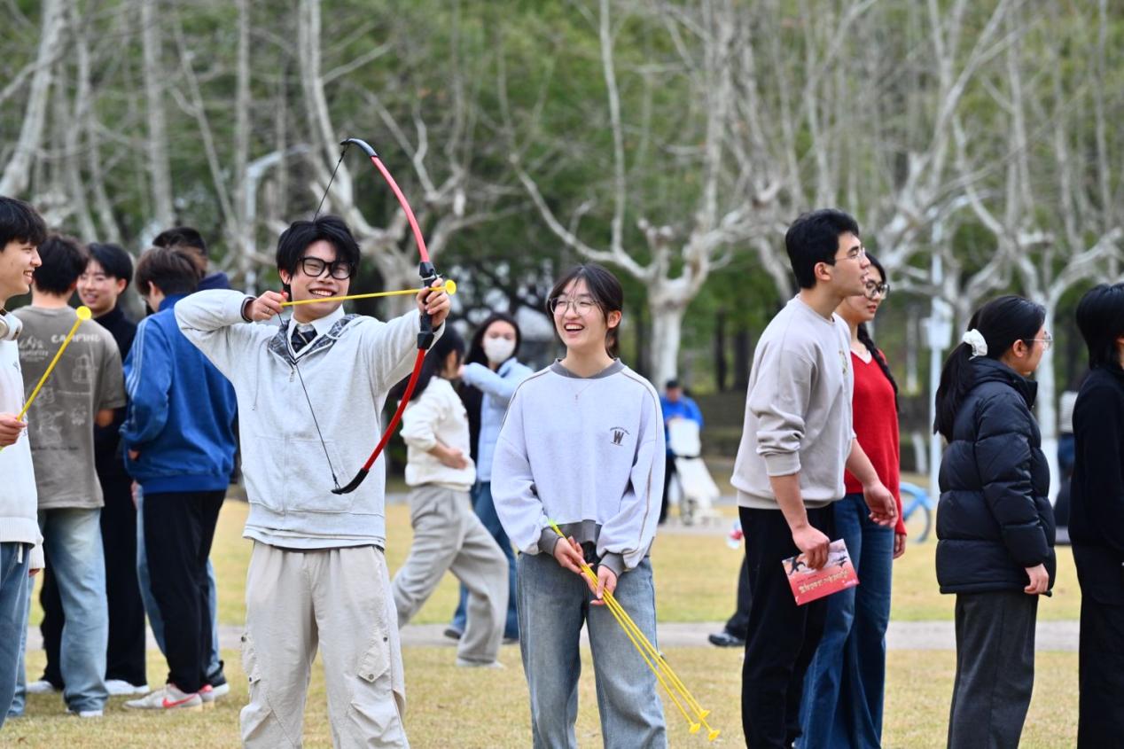谈球吧欧冠直播
